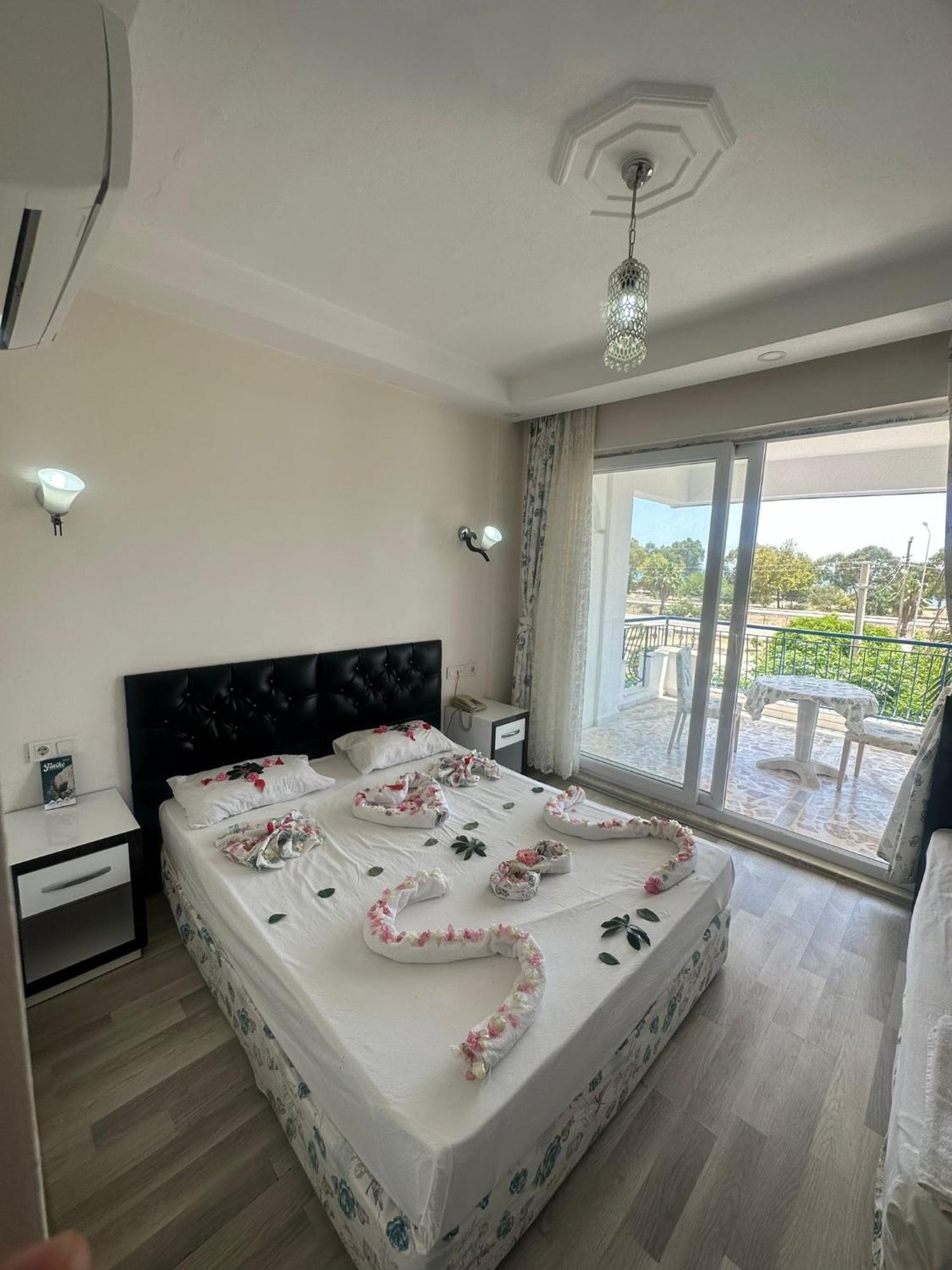 Deniz Hotel Finike Kültér fotó